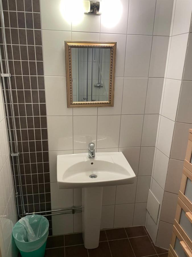 Bjoerkbackens Vandrarhem I Vimmerby Exterior photo
